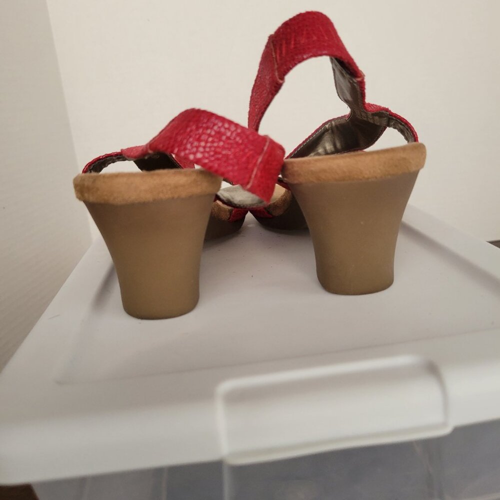 Women's Deep Red Sandals - Picture 3 of 4
